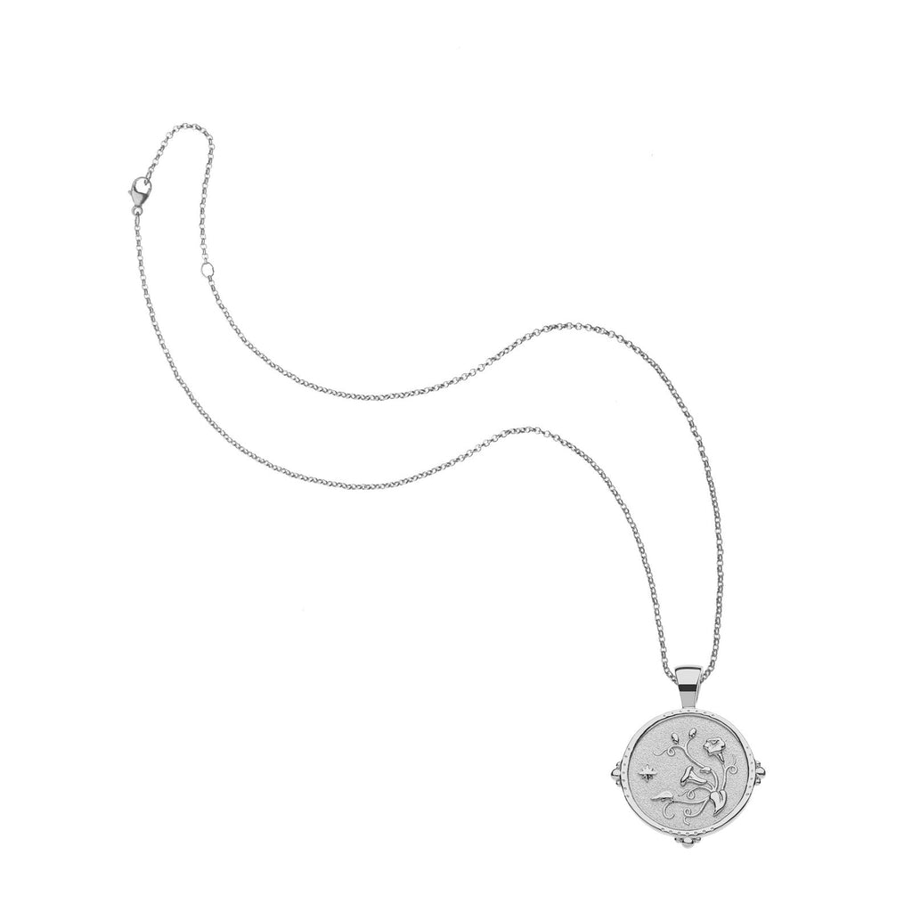 GRACE JW Small Pendant Coin in Silver