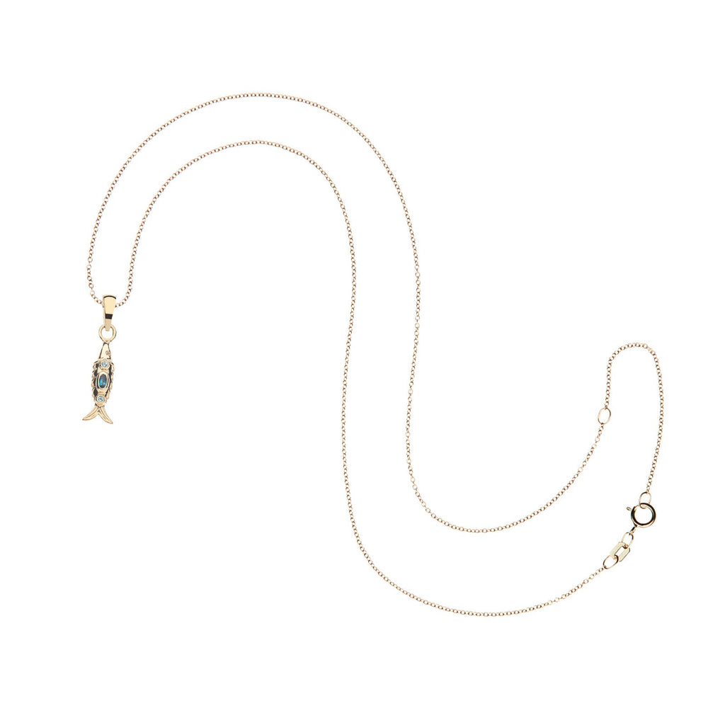 STRONG Shiny Scales Pendant in Solid Gold