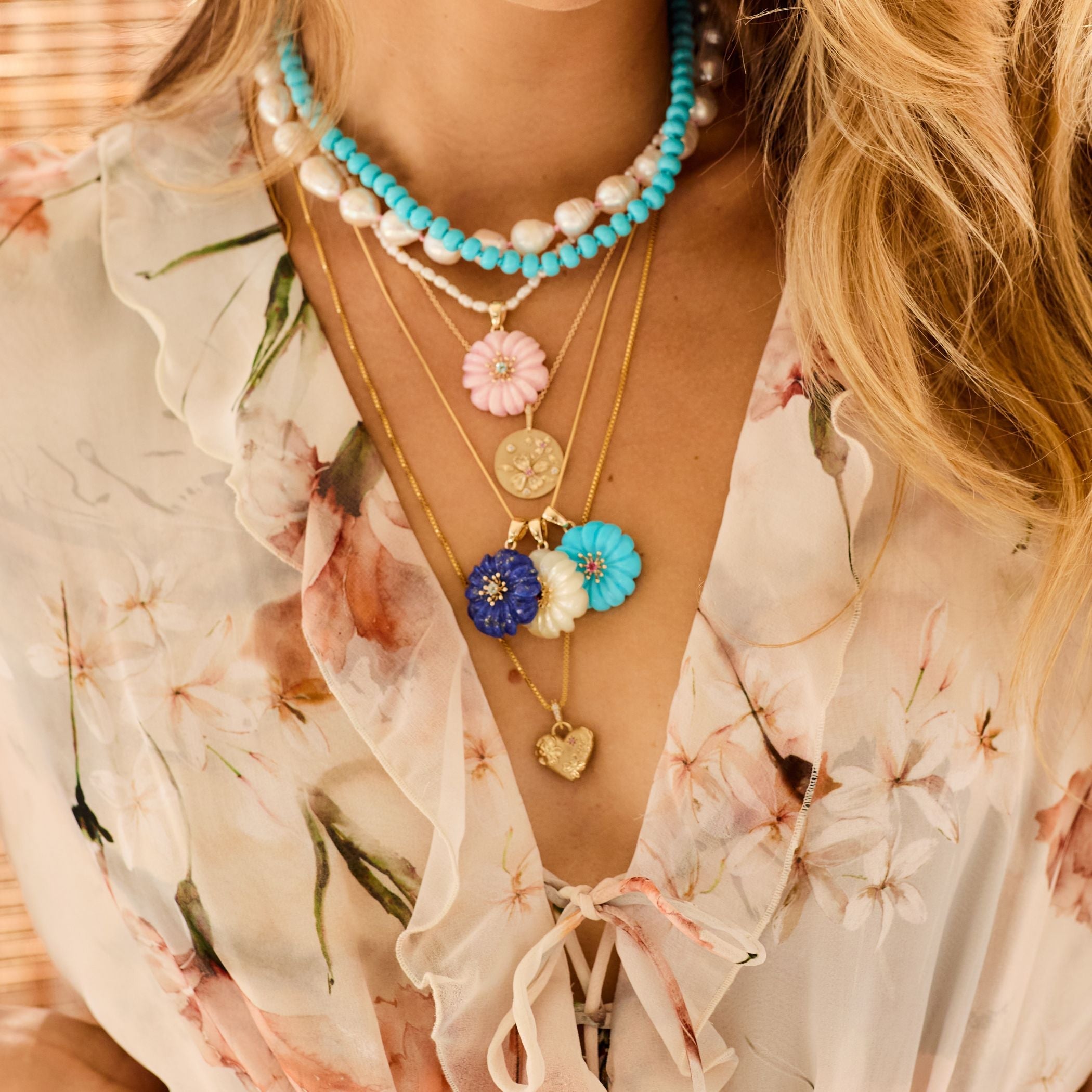 JOY Mother of Pearl Carved Daisy Pendant in Solid Gold