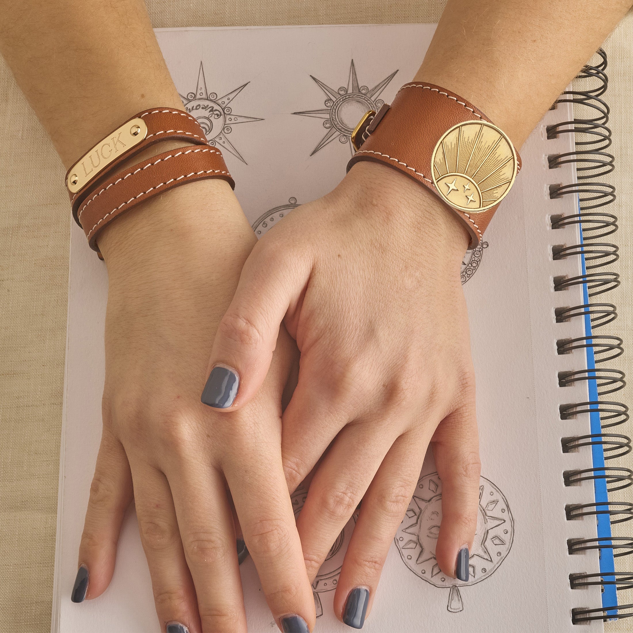 LUCKY Engravable Leather Cuff